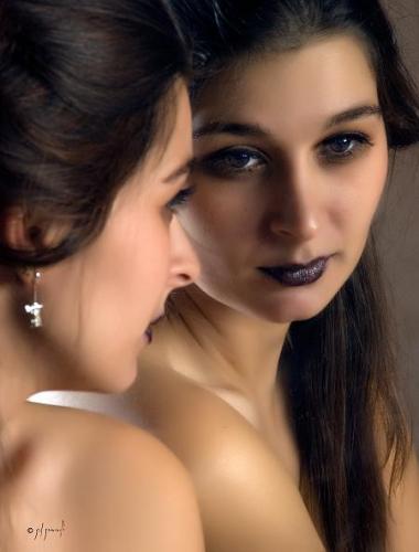 Fotografia de Alizia Nyade - Galeria Fotografica: Alizia Nyade - Foto: 								