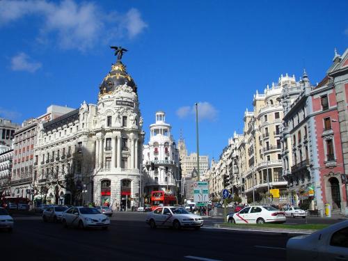 Fotografia de Jos - Galeria Fotografica: Edificios - Foto: Edificio Metropolis							