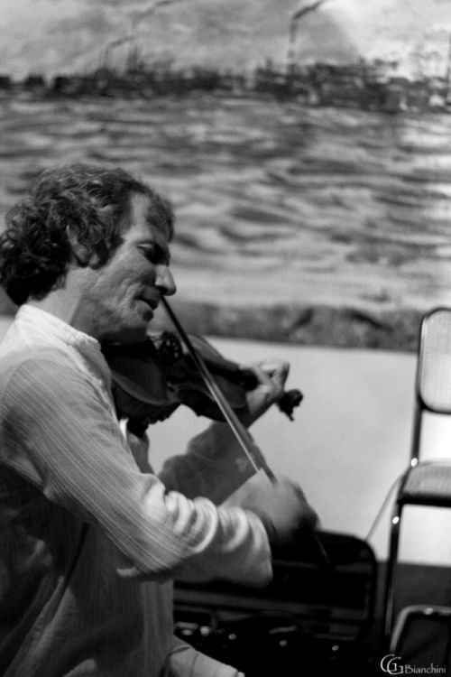 Fotografia de Gabriel Bianchini - Galeria Fotografica: Reportajes msicales - Foto: 