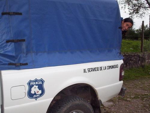 Fotografia de cecilia - Galeria Fotografica: jujuy bolivia 2006 - Foto: al servicio de la comunidad...gracias!