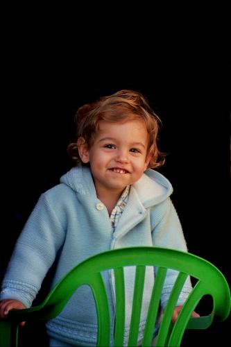 Fotografia de paloma miranda - Galeria Fotografica: nios - Foto: En la puerta del establo,que risa