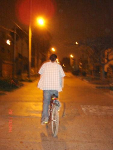 Fotografia de Di - Galeria Fotografica: Calles - Foto: paseando