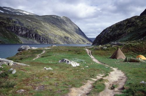 Fotografia de Romer Gutierrez - Galeria Fotografica: Noruega 2002 - Foto: Campamento