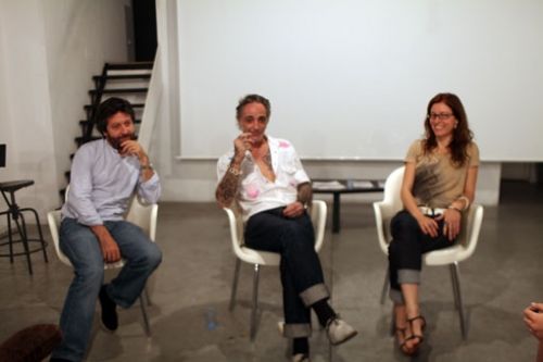 Fotografia de COBERTURA PHOTO - Galeria Fotografica: Cursos y actividades en Cobertura Photo  - Foto: Encuentro Verdadero o Falso? Alberto Garcia - Alix