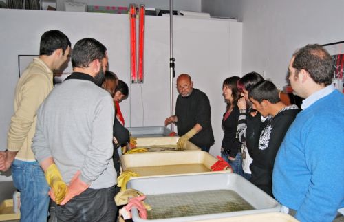 Fotografia de COBERTURA PHOTO - Galeria Fotografica: Cursos y actividades en Cobertura Photo  - Foto: Taller camara oscura con Ilan Wolff 2010