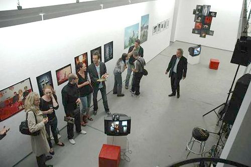 Fotografia de COBERTURA PHOTO - Galeria Fotografica: Cursos y actividades en Cobertura Photo  - Foto: Exposicion EU Women Fotohof Austria