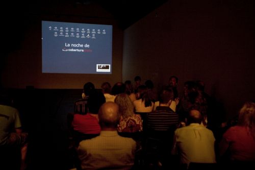 Fotografia de COBERTURA PHOTO - Galeria Fotografica: Cursos y actividades en Cobertura Photo  - Foto: Poryeccion La noche de Cobertura Photo Festival Se