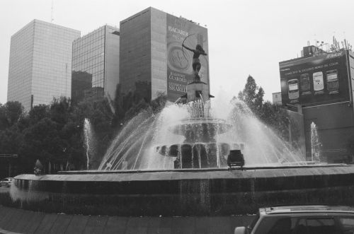 Fotografia de Jes�s Pineda - Galeria Fotografica: Principios de Blanco y Negro - Foto: h2o