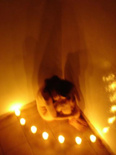 Fotografia de Jacinto Canek - Galeria Fotografica: A la luz de las velas. - Foto: Soy presa de tu luz.