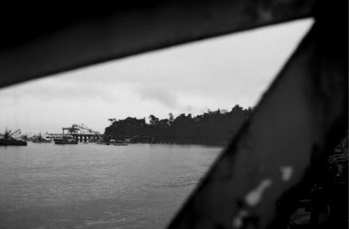 Fotografia de Claudio Seplveda A. - Galeria Fotografica: requiem de un barco - Foto: paisaje fragmentado