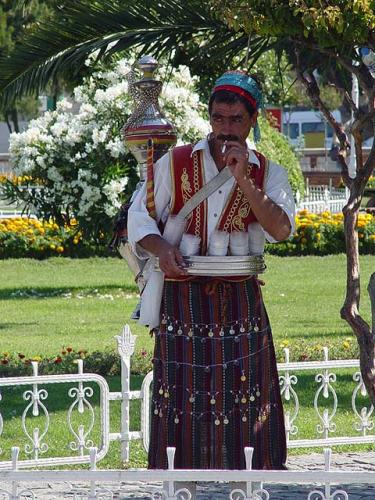 Fotografia de Asensio_F.G. - Galeria Fotografica: Estambul I - Foto: El aguador