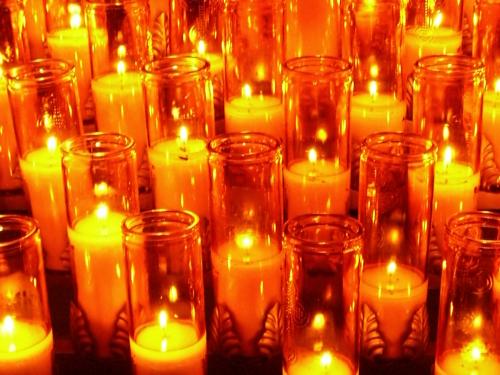 Fotografia de Ale Vallet - Galeria Fotografica: Abstracto, conceptual - Foto: velas de esperanza