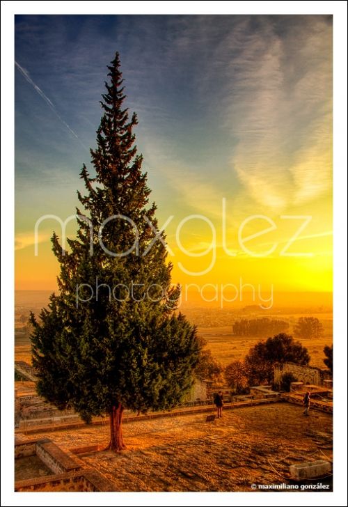 Fotografia de Maxglez Photo - Galeria Fotografica: HDR - Foto: Atardecer en Medina Azahara