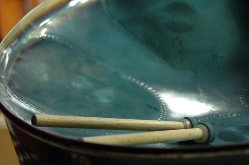 Fotografia de Lizard - Galeria Fotografica: Msica tnica - Foto: tambor metlico