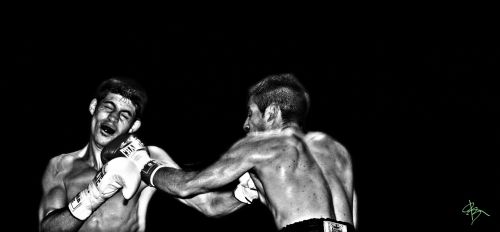 Fotografia de Ramón Buesa - Galeria Fotografica: Neutral Corner. 10 años de Boxeo alavés - Foto: Directo de izquierda