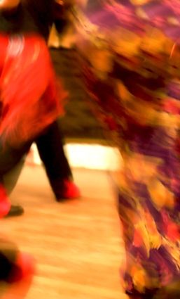 Fotografia de Mika de la Cruz - Galeria Fotografica: movimiento flamenco - Foto: tacones y faldas