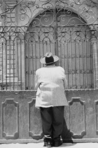 Fotografia de Marlon - Galeria Fotografica: Cusco B/N - Foto: implorando