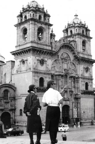 Fotografia de Marlon - Galeria Fotografica: Cusco B/N - Foto: Police