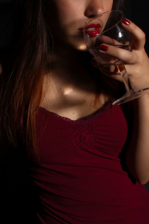 Fotografia de Chess - Galeria Fotografica: Un vestido y una copa - Foto: 