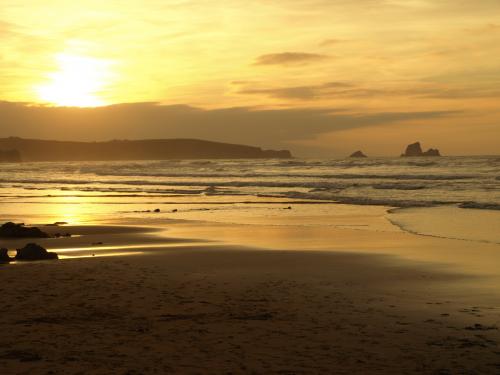 Fotografia de Usl� - Galeria Fotografica: Cantabria - Foto: Atardecer en Liencres.