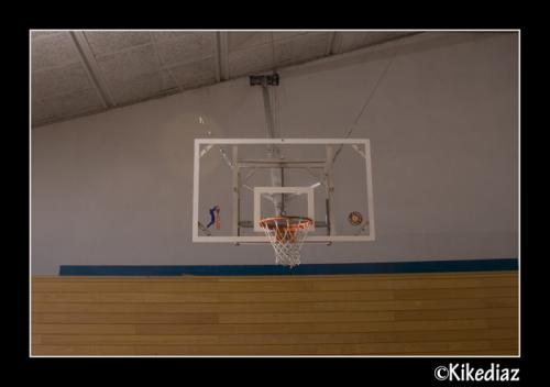 Fotografia de Enrique Diaz - Galeria Fotografica: Polideportivo Antonio Magarios - Foto: Canasta