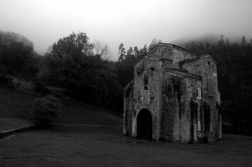 Fotografia de Nikonoclasta - Galeria Fotografica: Momentos - Foto: San Miguel de Lillo