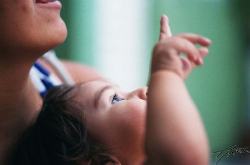 Fotografia de Yumiko - Galeria Fotografica: Nios - Foto: Mira mama!