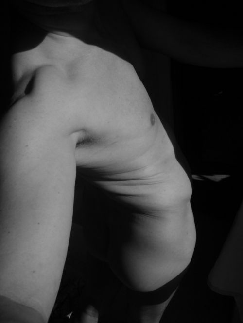 Fotografia de montes - Galeria Fotografica: desnudos masculinos  - Foto: escorzo en b n