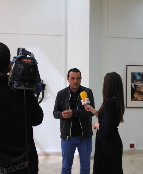 Fotografia de Salvador Gomez Sanchez - Galeria Fotografica: Inauguracin de la exposicin  Oler, Or, Ver Marruecos en Almera. - Foto: 