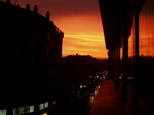 Fotografia de Fotosdesarria.com - Galeria Fotografica: Galera de Fotos de Sarria - Foto: Anochecer Sarria