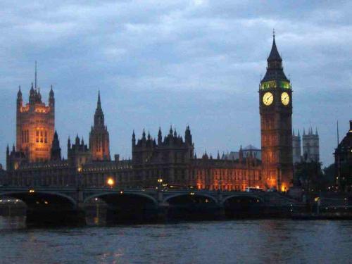 Fotografia de Creative Vision - Galeria Fotografica: De todo un Poco 2 - Foto: Parlamento