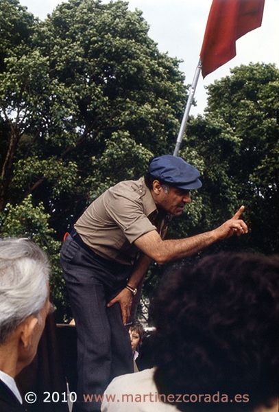 Fotografia de Pedro M. Martnez - Galeria Fotografica: Con sal de plata - Foto: Comunista en Speak Corner