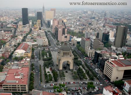 Fotografia de CAP. RICARDO GARRIDO - Galeria Fotografica: FOTO AEREA MEXICO - Foto: MONUMENTO A LA REVOLUCION