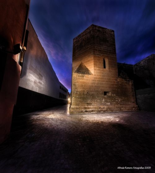 Fotografia de Alfredo Romero Fotografias - Galeria Fotografica: Rinconnes de Almeria - Foto: Callejon tras la catredral