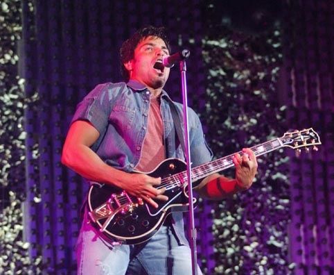 Fotografia de PhotosGeni - Galeria Fotografica: Musicos - Foto: Chayanne 