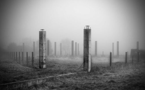 Fotografia de david ribas - Galeria Fotografica: as auras do cotian - Foto: s portas da memoria