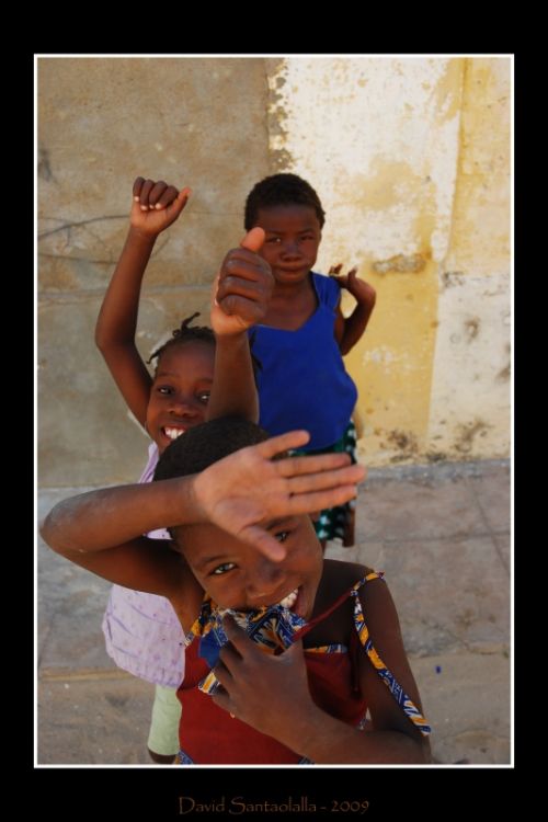 Fotografia de Cebolledo - Galeria Fotografica: Jambul� - Foto: Manos