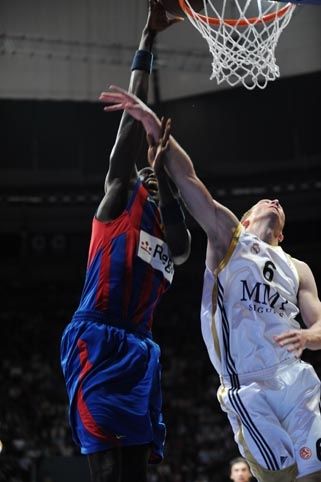 Fotografia de PhotosGeni - Galeria Fotografica: Baloncesto - Foto: 