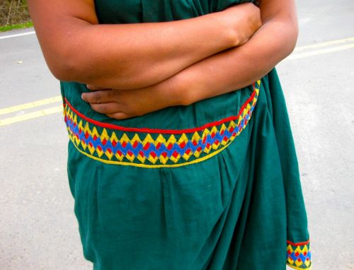 Fotografia de emily gritus farrar - Galeria Fotografica: the art of the ngabe bugle  - Foto: 