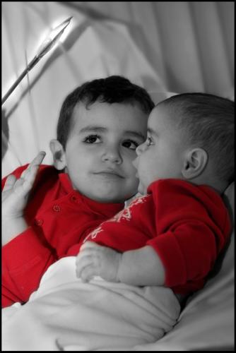 Fotografia de Roco - Galeria Fotografica: Nios - Foto: Maga en tus manos