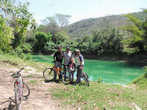 Fotografia de alex lopez - Galeria Fotografica: viajes 2010 - Foto: cascada 