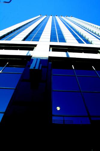 Fotografia de yerko dragicevic - Galeria Fotografica: RETRO VISION - Foto: blue bilding