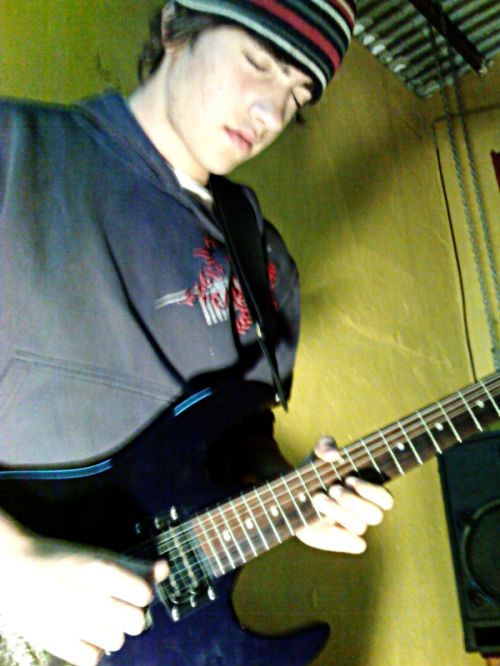 Fotografia de Andresito - Galeria Fotografica: Sesion musical - Foto: Sintiendo la musica