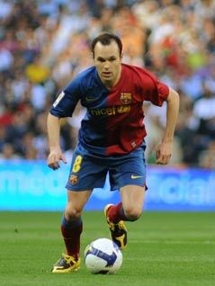 Fotografia de PhotosGeni - Galeria Fotografica: Real Madrid-Barcelona 2-5-2009 - Foto: INIESTA