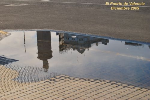 Fotografia de j.j.bradock - Galeria Fotografica: con el tiempo - Foto: un reflejo ms