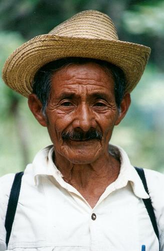 Fotografia de Javier De Len - Galeria Fotografica: Ac hay una muestra de diferentes tipos de fotografas que he hecho... - Foto: Anciano