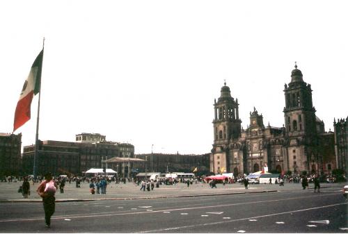 Fotografia de Javier De Len - Galeria Fotografica: De otros pases... - Foto: Zcalo, Distrito Federal, Mxico