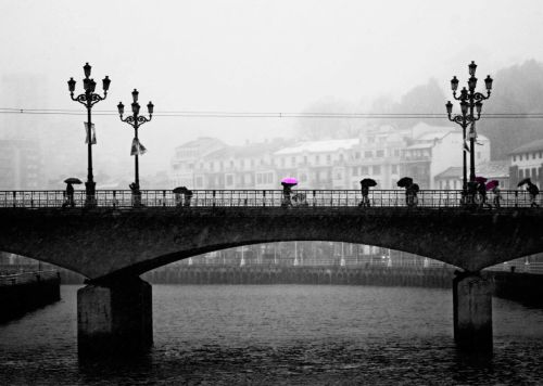 Fotografia de Ram�n Buesa - Galeria Fotografica: Puentes Bilbao - Foto: Enfrente del Teatro Arriaga