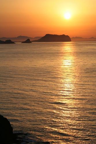 Fotografia de diegodi - Galeria Fotografica: Cosas Diversas - Foto: Clido amanecer