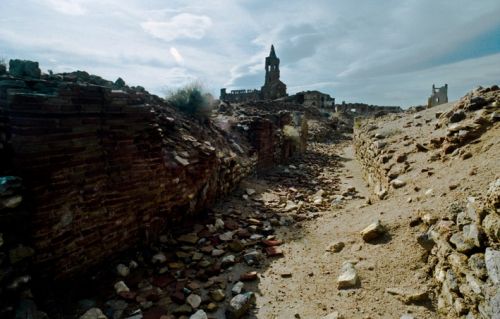 Fotografia de Toni Mula Foto - Galeria Fotografica: Belchite - Foto: 